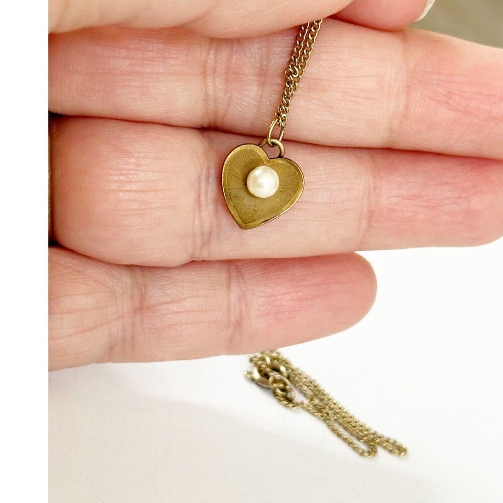 Gold Filled Heart Charm Necklace 14kt GF Choker with Simulated Pearl